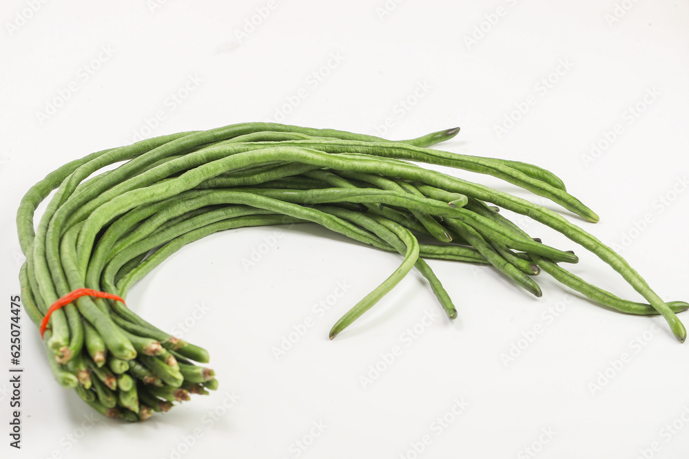 bunch of beans, LONG BEANS WITH WHITE BACKGROUND bunch of beans, LONG BEANS WITH WHITE BACKGROUND