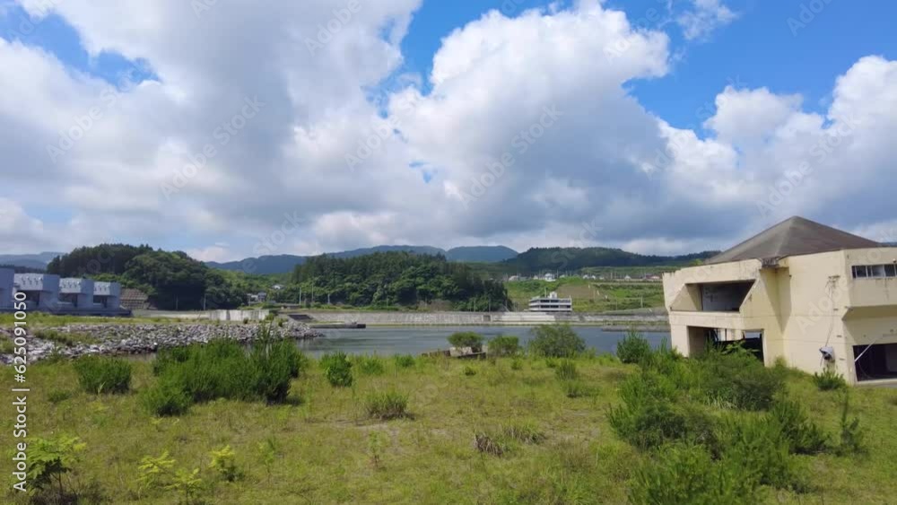 震災遺構として後世に伝える被災した建物 震災遺構として後世に伝える被災した建物
