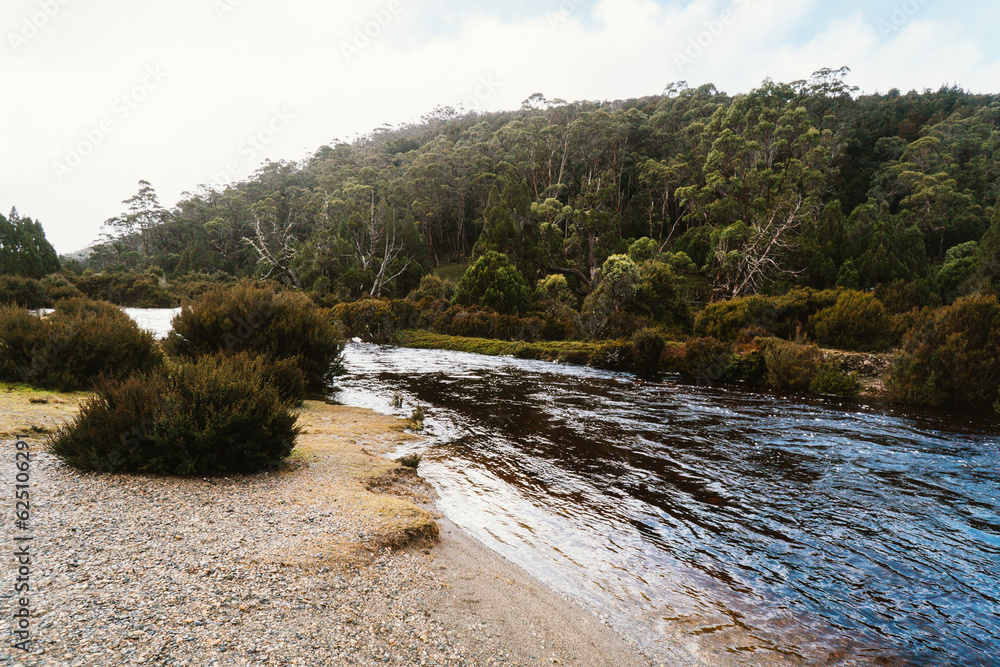 Wide angle Ronny Creek in Cradle Mountain, Tasmania, Austrlaia Wide angle Ronny Creek in Cradle Mountain, Tasmania, Austrlaia