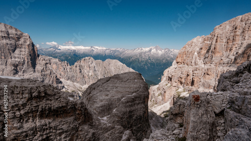 Foto Panorama dolomiti di brenta e ghiacciaio dell'Adamello
