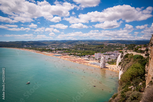 Fototapeta Naklejka Na Ścianę i Meble -  Vieste In Puglia, the long beach and the Pizzomunno monolith.