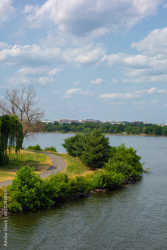 Fototapeta premium Views cycling on the Mt. Vernon Trail in Washington DC along the Potomac River during a summer day.