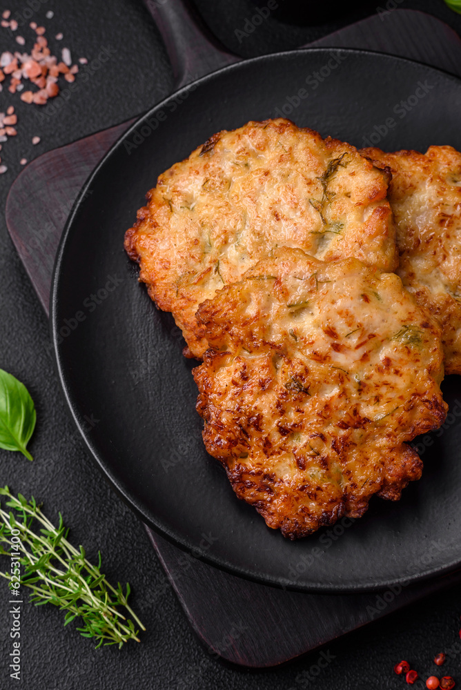 Delicious fresh fried minced chicken meat cutlets with salt, spices and herbs Delicious fresh fried minced chicken meat cutlets with salt, spices and herbs