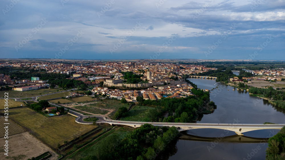 Obraz premium Ciudad de ZAMORA (CASTILLA Y LEÓN)