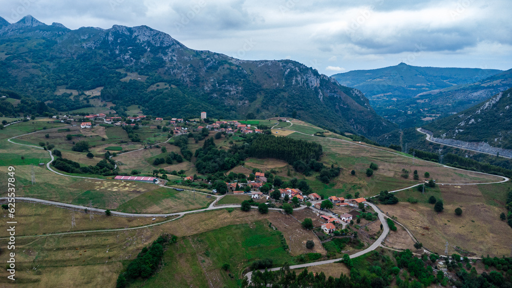 Valles y montaña en Cantabria Valles y montaña en Cantabria