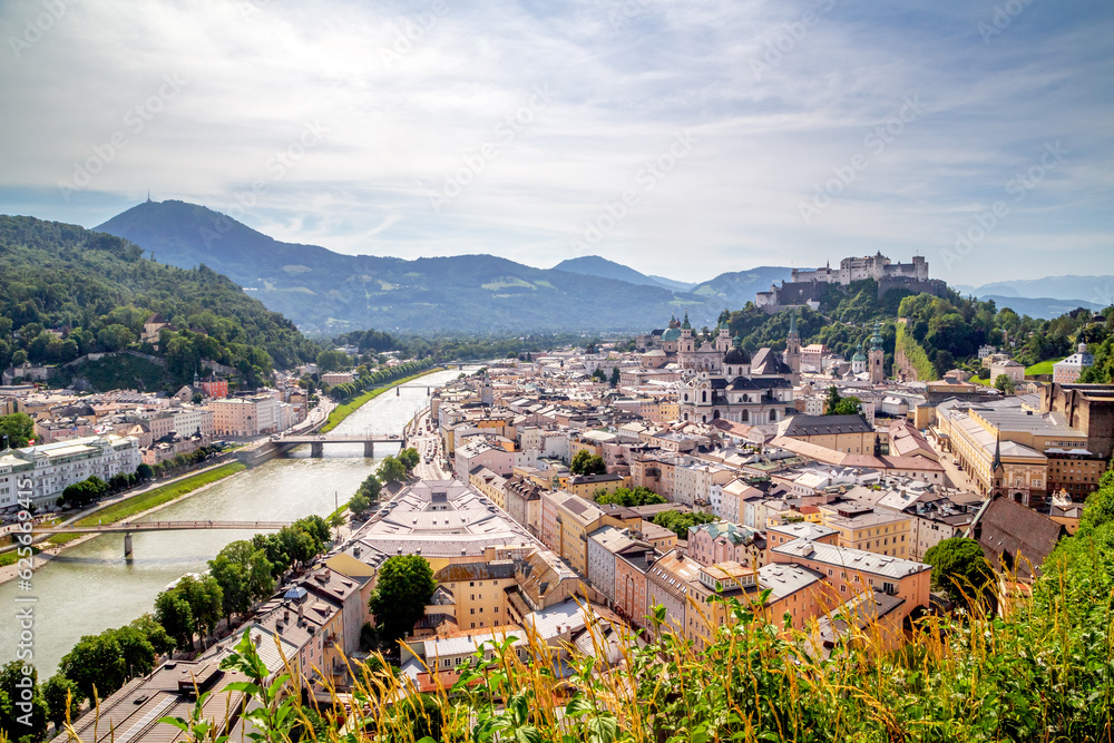 Obraz premium Blick auf Salzburg, Österreich 