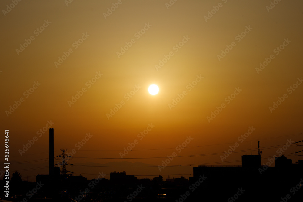 夕方の太陽_DUSK_SUN