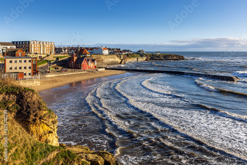 Canvastavla An early spring morning at Cullercoats in North Tyneside, England, Uk