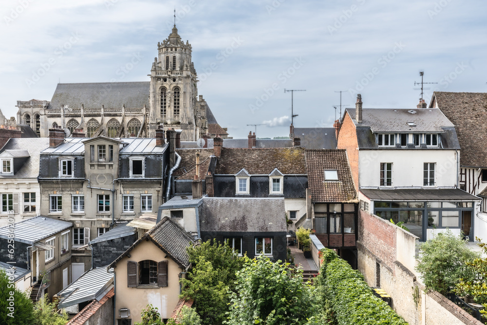 the town of Gisors, in Normandy