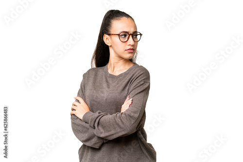 Obraz na plátně Young Arabian woman over isolated chroma key background keeping the arms crossed