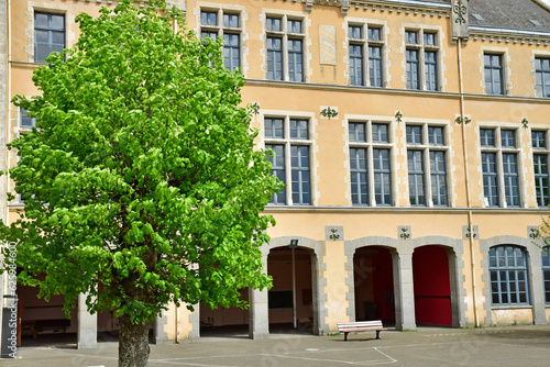 Fototapeta Naklejka Na Ścianę i Meble -  Sille le Guillaume; France - may 2 2023 : the school