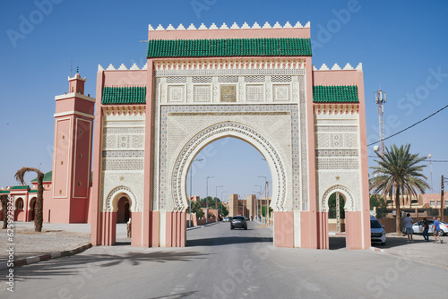 La porta del deserto in Marocco photo