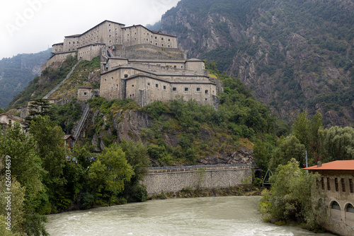 Obraz na plátně Forte di Bard, Festung von Bard - Hône, Aosta, Italien