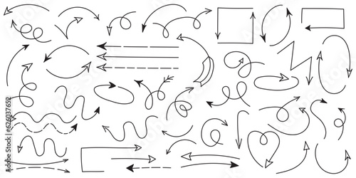 Curved arrows. Set of hand drawn arrows. Collection of pointers. Vector illustration. 