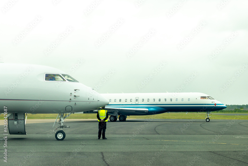 Private Or Charter Jet Private Or Charter Jet