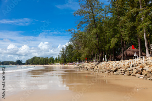 Fototapeta Naklejka Na Ścianę i Meble -  Huge sandy Thai beach in Phuket