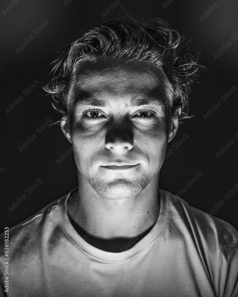 Obraz premium A man in intense lighting