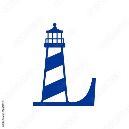 Logo Nautical. Icono de torre marítima en puerto. Letra inicial L con faro de luz