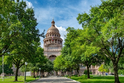 Majestic Texas: Beautiful View of the State Capitol Building in Austin, Texas, Showcasing Architectural Grandeur in 4K Resolution