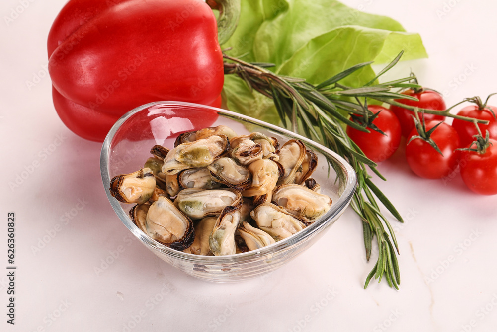 Marinated mussels in the bowl Marinated mussels in the bowl