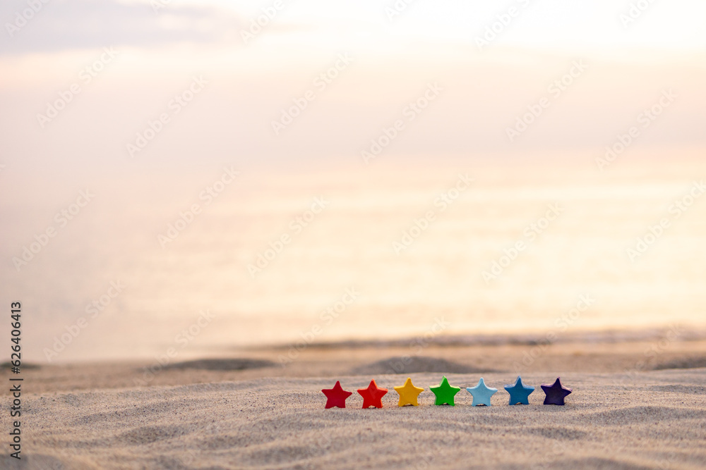 Obraz premium 砂浜と星の置物