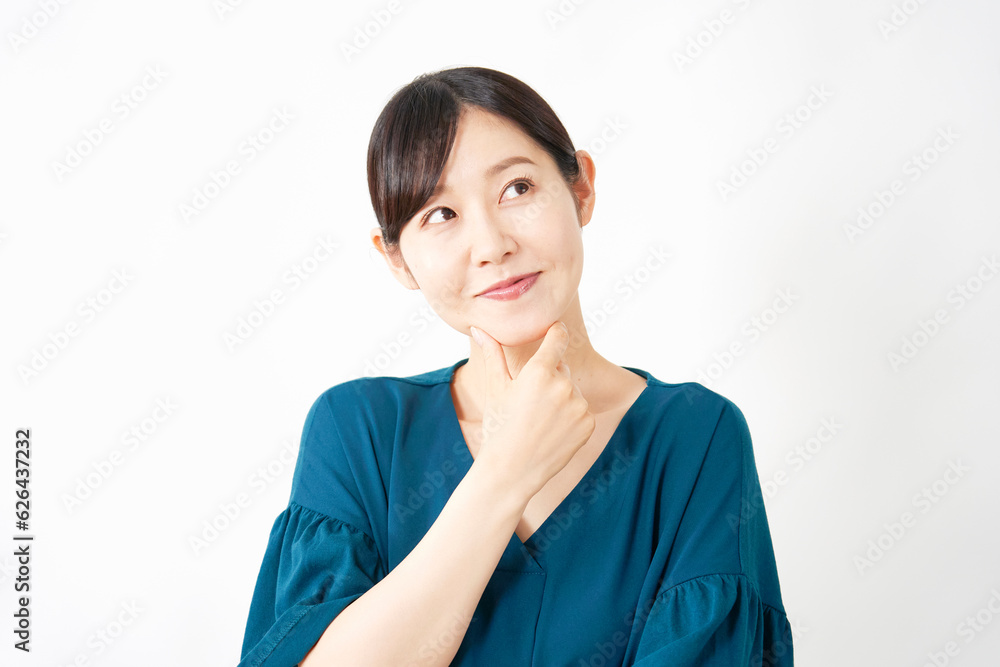 想像する女性 白背景 想像する女性 白背景