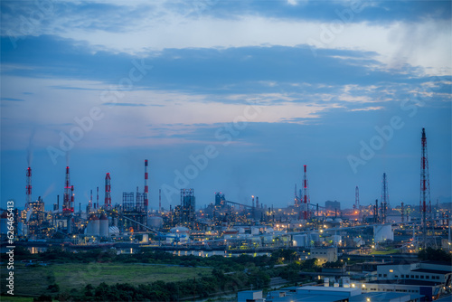 日本の岡山県倉敷市の美しい工場夜景