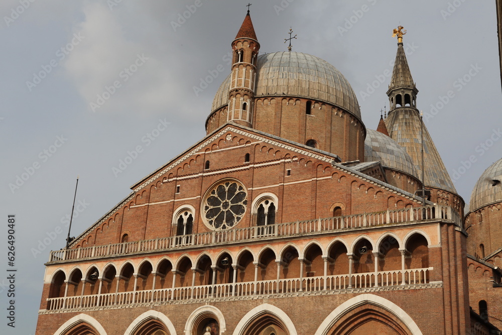 Basilica de Sant' Antonio - Plazza del santo - Padova - Italy