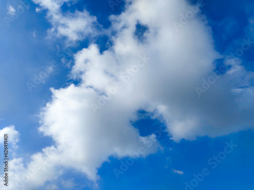  Blue sky and white cloud clear summer view cloud  blue  sky  natural  background  beautiful  land