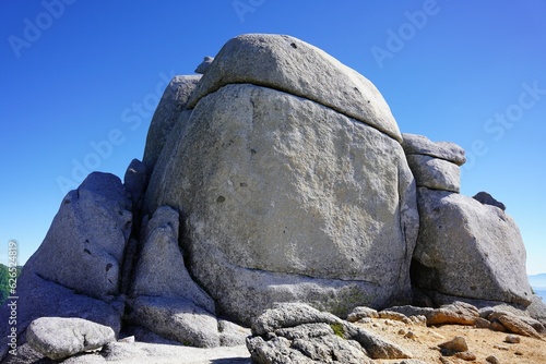中央アルプス空木岳のシンボル巨岩「駒石」