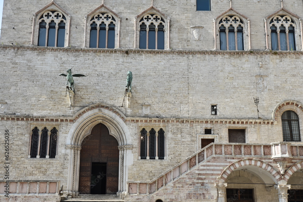 Fototapeta premium Façade de palais Renaissance à Perugia en Ombrie. Italie