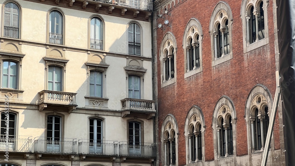 Naklejka premium Architecture in the historical center of Milan, Italy.