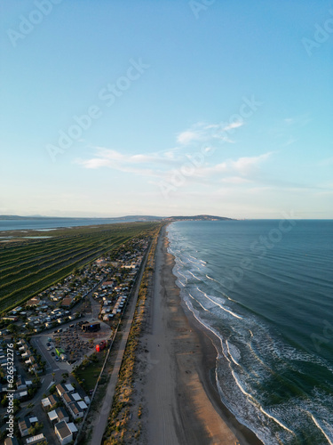 Wallpaper Mural Holiday destination Torontodigital.ca