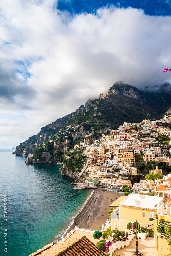 Obraz premium Positano is a cliffside village and comune on the Amalfi Coast