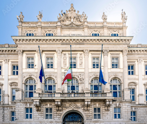 Fa  ade of Lloyd Triestino Palace  built in 19th century in piazza Unit   d Italia   today house of the regional government  Trieste city center  Italy