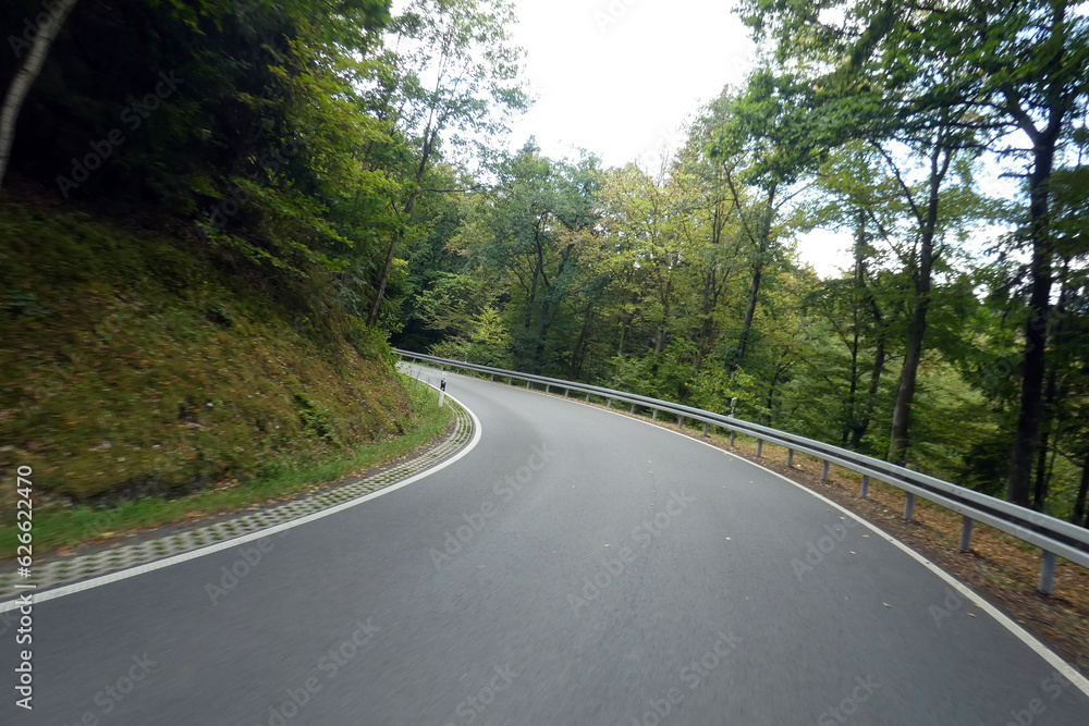Landstraße zwischenSchmittlotheim und Frankenau Landstraße zwischenSchmittlotheim und Frankenau