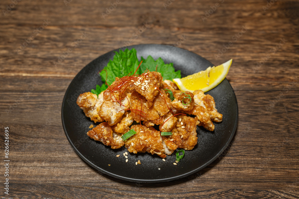 ピリ辛鶏皮揚げ ピリ辛鶏皮揚げ