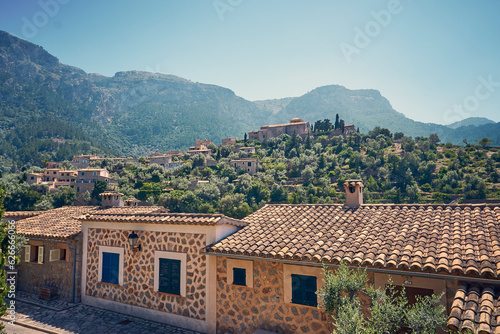 Deia im Tramuntana Gebirge auf Mallorca © Robert Ahner