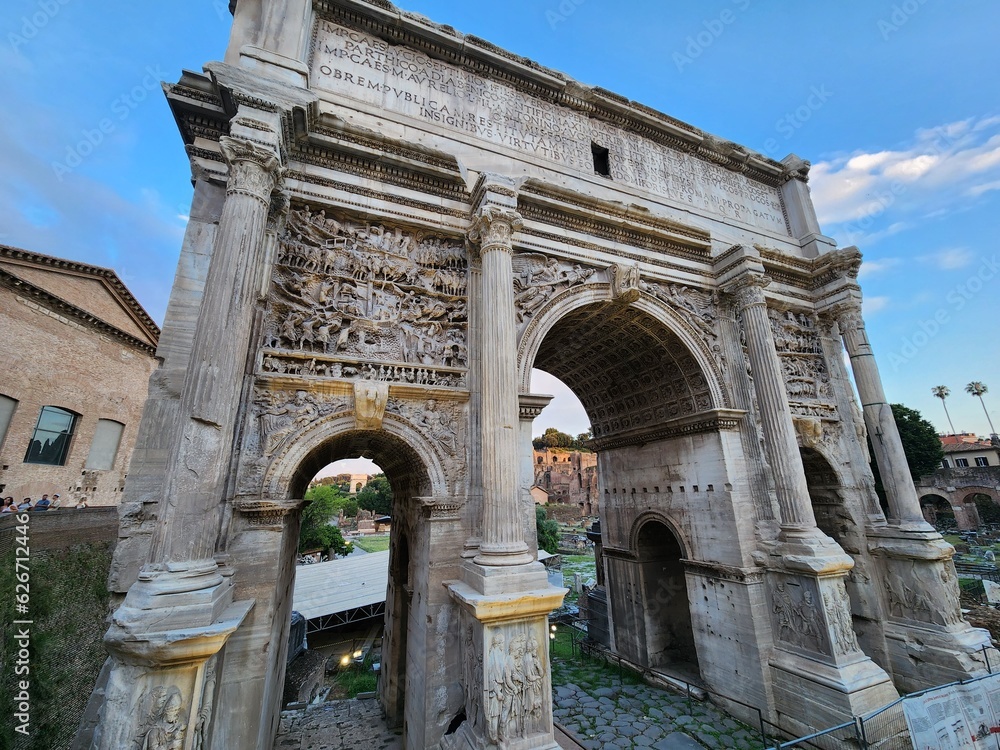 Obraz premium arch in Roma 