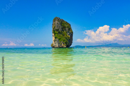 Fototapeta Naklejka Na Ścianę i Meble -  Railay Beach Limestone Karst cliff on Krabi, Ao Nang, near Phuket, Thailand
