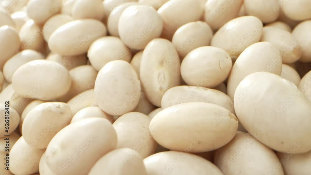 White kidney beans exhibit small oval shape, creamy color, and smooth texture. Rich in nutrients like fiber, protein, and minerals, perfect for a healthy diet.
White kidney beans exhibit small oval shape, creamy color, and smooth texture. Rich in nutrients like fiber, protein, and minerals, perfect for a healthy diet.