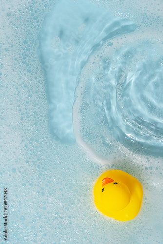 Принти на полотні Yellow rubber duck floating on blue water