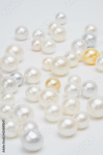 white pearls