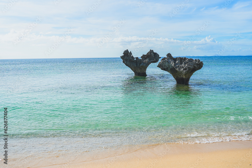 ハートロック（沖縄県・古宇利島）