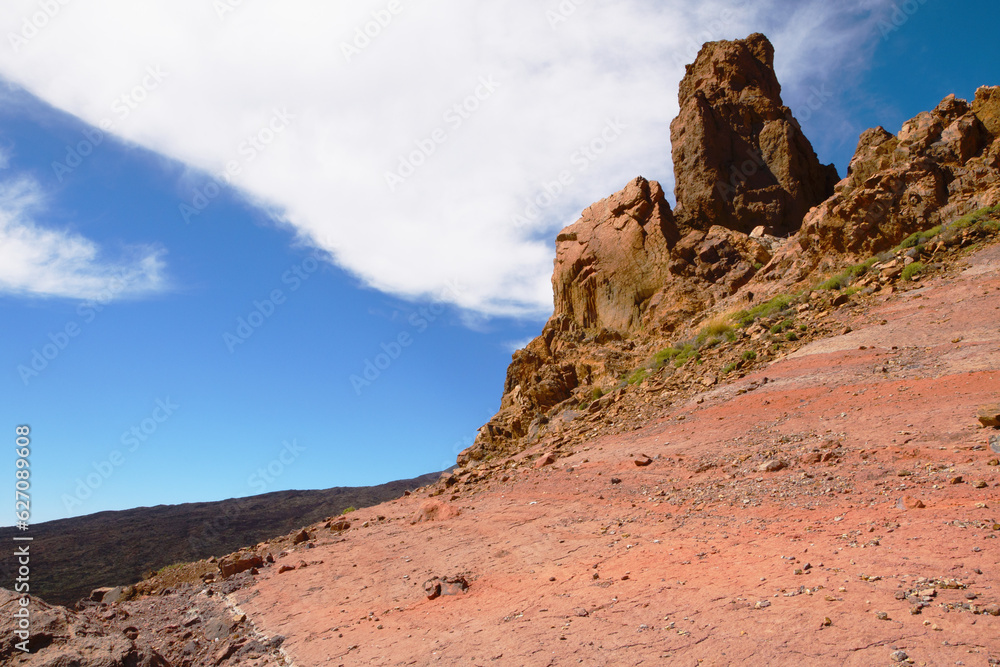 Fototapeta premium volcanic rocks of los Roques de Garcia in Parque Nacional del Teide on Tenerife island (Canary Islands, Spain)