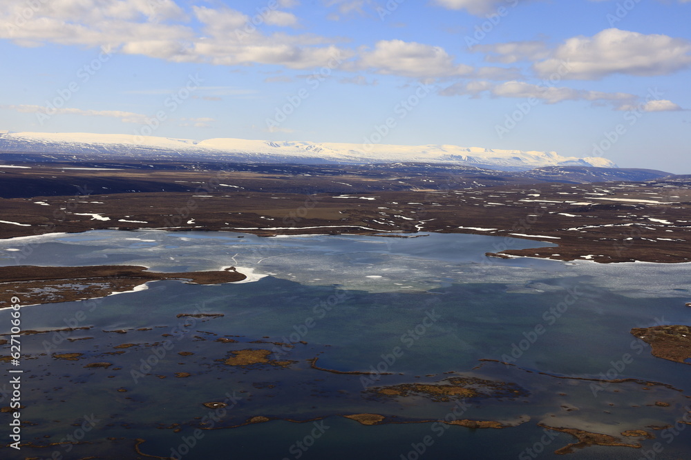 Obraz premium Mývatn is a shallow lake located in an area of active volcanism in northern Iceland, near the Krafla volcano