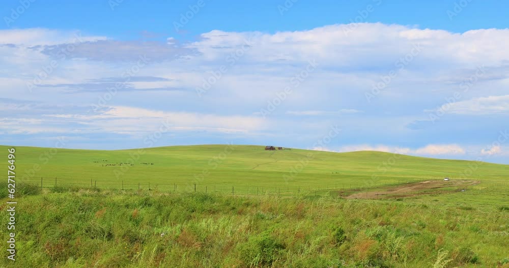 Hulunbuir Grassland, is a world famous natural pasture, is one of the world's four grasslands, known as the world's best grassland. Hulunbuir Grassland, is a world famous natural pasture, is one of the world's four grasslands, known as the world's best grassland.