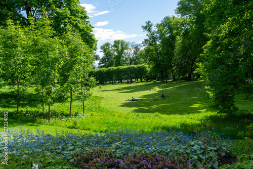 Fototapeta Naklejka Na Ścianę i Meble -  Oslo Palace Park (Slottsparken) Norway. 