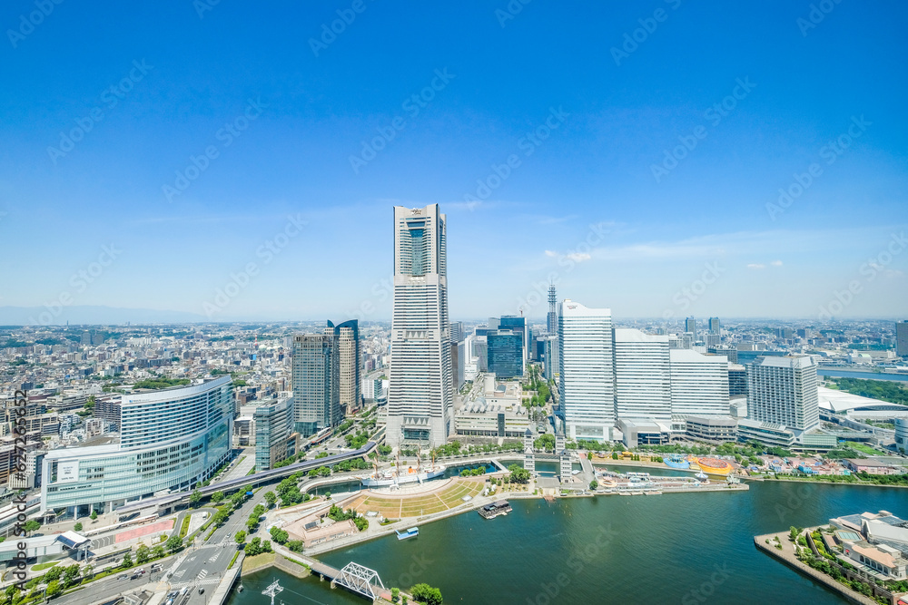 神奈川県横浜市みなとみらいの都市風景