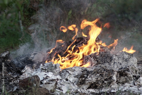 fire when burning garbage in the yard, eliminating waste but producing air pollution